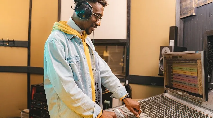 How to Start Your Own Music Distribution Company?