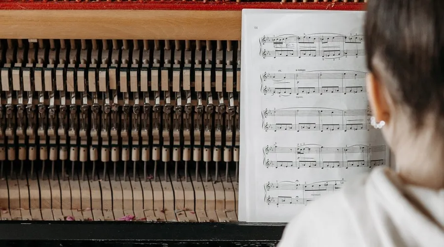 What Is a Counterpoint in Music? Definition, Uses & Examples